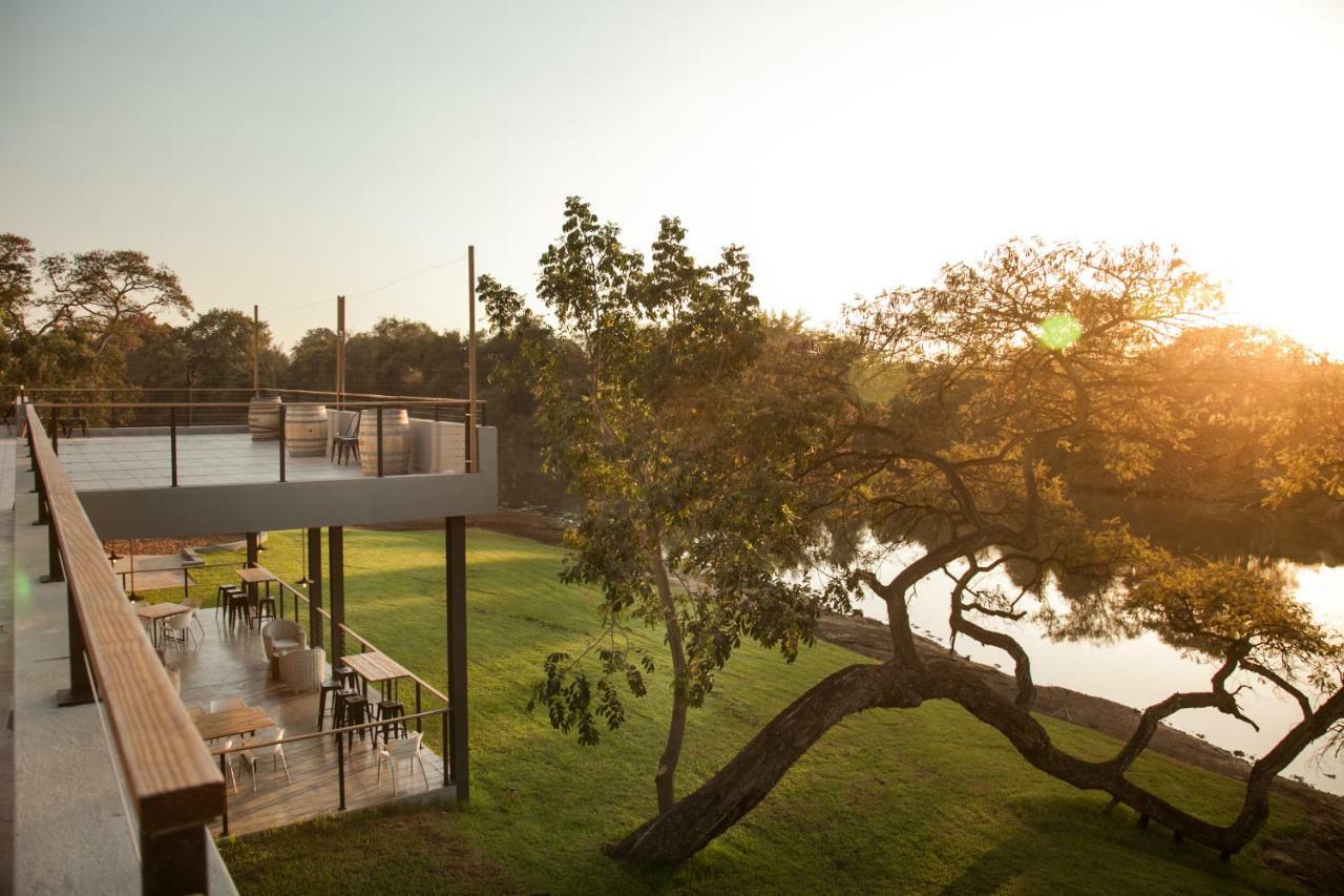 Letaba Junction Lodge Letsitele Extérieur photo