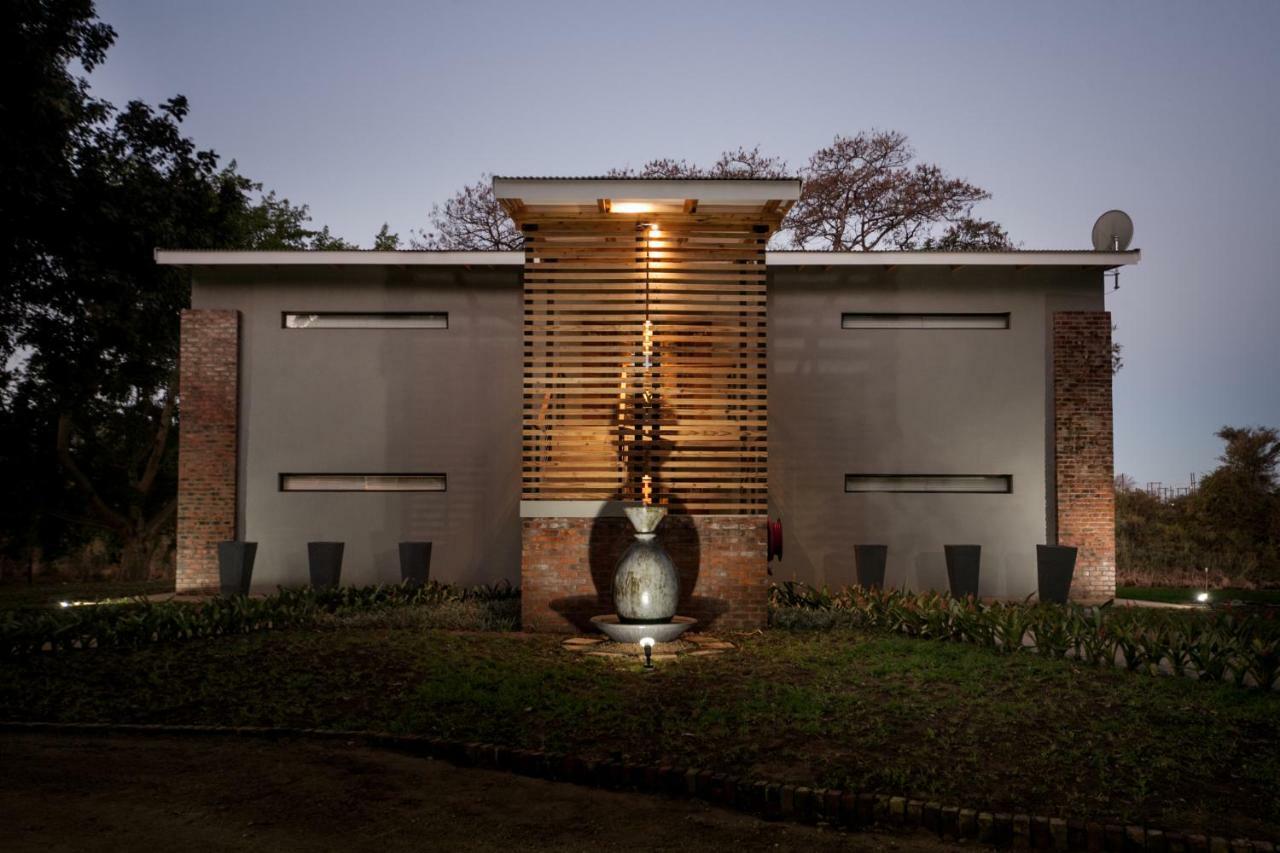 Letaba Junction Lodge Letsitele Extérieur photo
