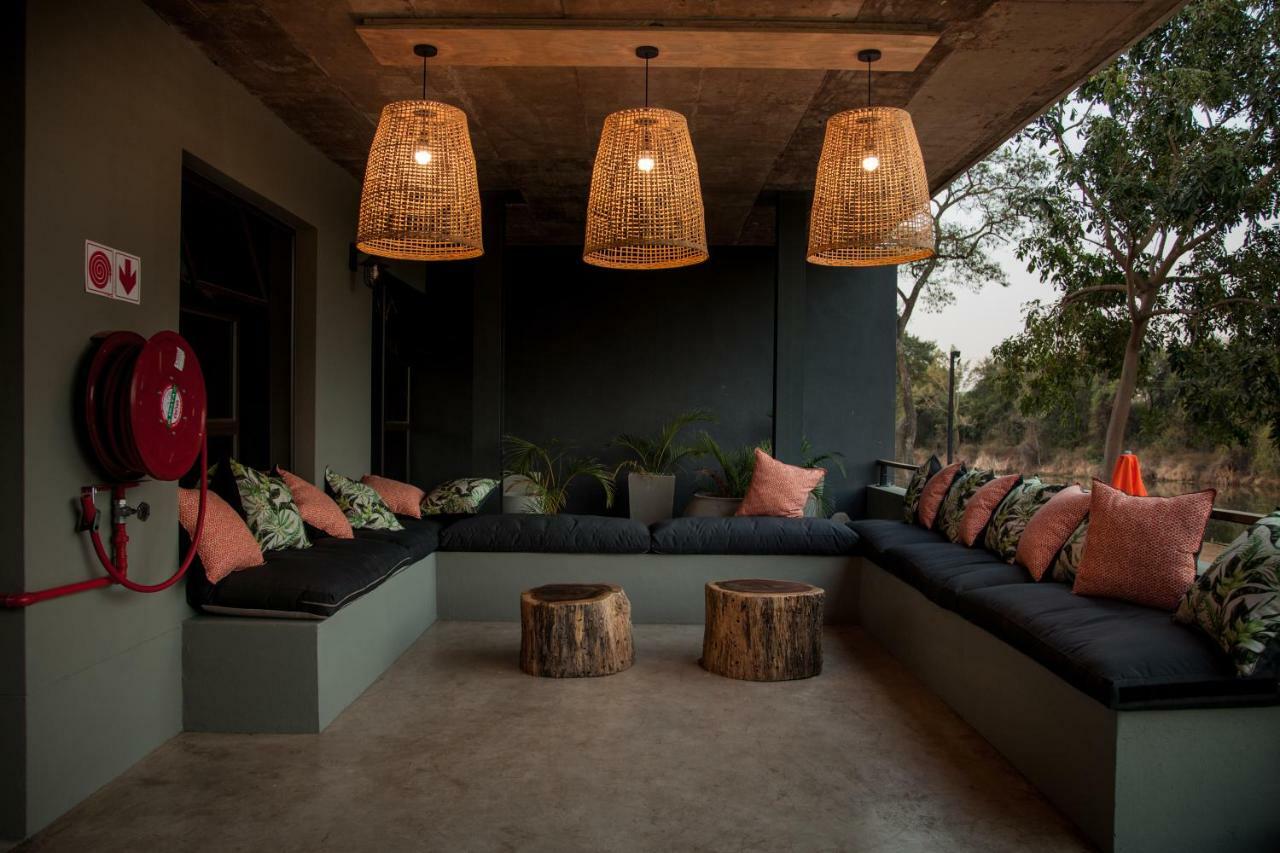 Letaba Junction Lodge Letsitele Extérieur photo